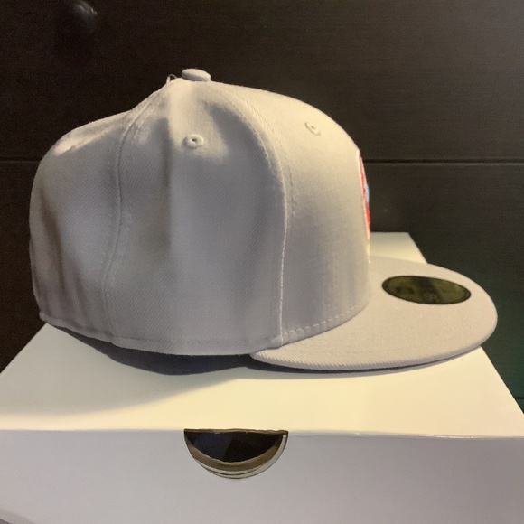 New York Yankees Grey New Era Fitted MLB Baseball Hat Cap 7 1/4 BRAND NEW - Picture 6 of 11